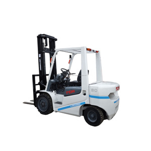 Montacargas Usado TCM 30 Mini, Capacidad de 3 Toneladas, Buen Estado, Motor Diésel, Precio de Fábrica, Categoría de Producto: Montacargas de Combustión Interna - Product Image 1