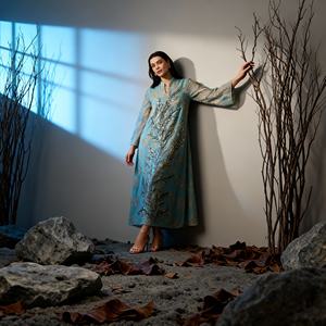 Robe Abaya en Polyester Brodée de Luxe pour Femmes Musulmanes, Tenue de Soirée Élégante, Vente en Gros - Product Image 2