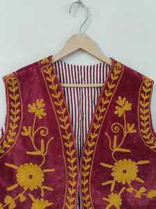 Chaqueta Bomber Corta de Invierno, Reversible, Transpirable, Ecológica, Bordada con Diseño Suzani de Terciopelo Estilo Boho - Product Image 2