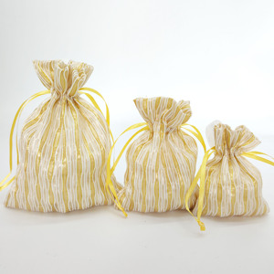 Sac cadeau en organza à cordon de serrage, design professionnel, pour anniversaire et baby shower, au prix d'usine - Product Image 3