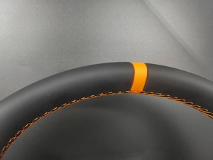 Volant personnalisé en cuir et fibre de carbone pour Audi A4/A6/A3/A5/A8/S4/S5/R8/Q3/Q5/Q7/Q8 Series - Product Image 2