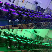 Nouvelle arrivée 12x18w RGBWA + UV 6in1 alimenté par batterie par lumière pour la fête en plein air