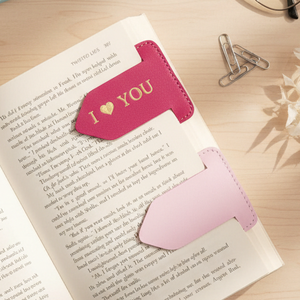 Marque-pages en cuir PU en forme de flèche, marque-pages en cuir personnalisés, cadeau pour les amateurs de livres, marque-pages en cuir en forme de flèche, cadeau de mariage - Product Image 1