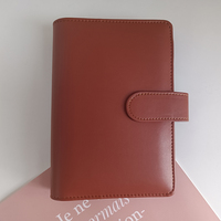 Trendige Geschenke: Multifunktionaler PU-Leder Notizbuch-Einband mit Edelstahl-Ringbindung, Planer-Buch A6 Budget-Organizer