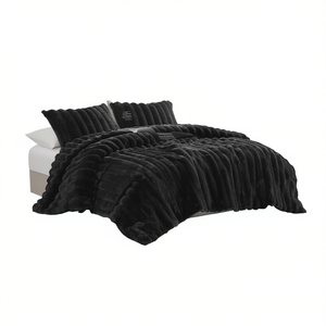Set Copripiumino in Finta Pelliccia Nera a Coste, Misura King, 3 Pezzi, Ultra Morbido, Biancheria da Letto - Product Image 1