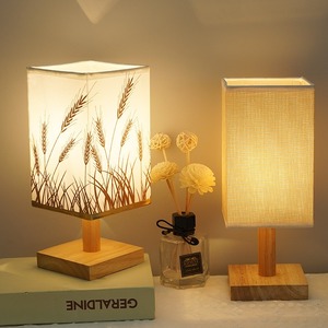 مصباح طاولة <span class=keywords><strong>LED</strong></span> شمالي ، قاعدة خشبية ، مظلة مصباح مستديرة ومربعة USB ، مزود طاقة ، مصابيح جانبية للسرير - Product Image 1