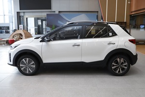 KIA Stonic 2026 1.4 L Edizione Sunroof Versione Globale di Punta |   Design Premium |   Tecnologia Avanzata |   Motore a basso consumo di carburante |   NEDC - Product Image 4