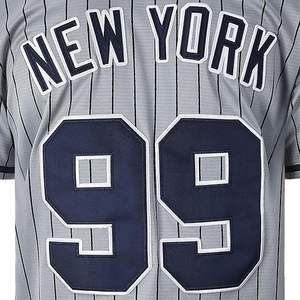 Camiseta de Béisbol Sublimada Personalizada, Estilo Retro, 100% Poliéster, Transpirable, Absorbe la Humedad, Secado Rápido, Cuello Henley - Product Image 5