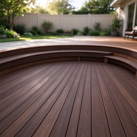 Planches de terrasse en WPC contemporaines, revêtement de sol en composite bois-plastique pour jardin moderne, balcon, terrasse