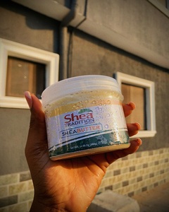 Crema de Manteca de Karité Vegana Orgánica Sin Refinar Shea Tradition para Uso Corporal 100 ml para Todo Tipo de Piel - Product Image 4