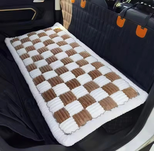 Alfombrilla Antideslizante para Mascotas para el Asiento Trasero del Coche, Cama para Perros con Diseño a Cuadros, Lavable, Fundas Personalizadas para Asientos de Coche para Perros - Product Image 4