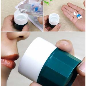 เครื่องบดพลาสติกแบบพกพา 4 in 1 พร้อมกล่องยา 3 ช่อง - Product Image 3