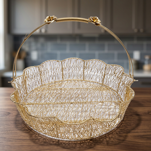 Panier de rangement rond en métal avec poignée, design classique pour l'organisation de la cuisine - Product Image 3