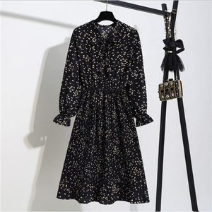 J9002 2022 Coreano Primavera Verão Casual Mulheres Gravata borboleta Impressão Maxi Praia Boêmio Vestido de Mangas Compridas Para Senhoras - Product Image 6