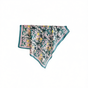 Foulard Quadrato con Piccoli Fiori 70x70Cm, Sciarpa alla Moda per Donne - Product Image 1