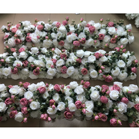 Décor de cabine téléphonique rose de mariage et d'événement, ornement de fleur colorée artificielle, photo-pour la cérémonie, la réception et l'affichage de magasin