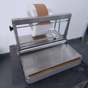 Parfumdoos cellofaan verpakkingsmachine, thermische cellofaan verzegelmachine, speelkaarten cellofaan verpakkingsmachine - Product Image 2