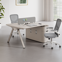 Bureau de direction laqué moderne et simple, combinaison de bureaux multi-personnes avec coins de table ronds