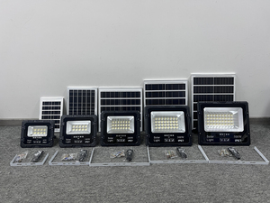 ไฟสปอร์ตไลท์ LED พลังงานแสงอาทิตย์ SMD2835 5000K แสงเดย์ไลท์ IP65 พร้อมรีโมทคอนโทรล ความสว่างสูง ติดผนัง รับประกัน 2 ปี CRI85 ได้รับการรับรองมาตรฐาน CE - Product Image 4