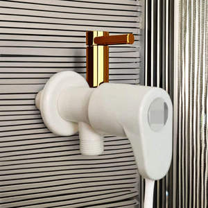 Robinet d'angle compact en plastique pour systèmes de contrôle de l'eau des lavabos et des toilettes - Product Image 2