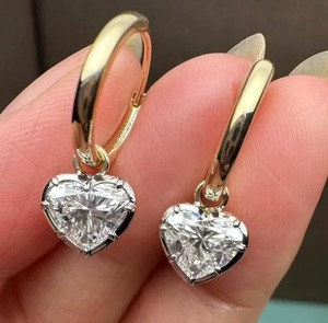 Wholesale Supply Moissanite Engagement Earrings For Women Perfect For Long Term Wear Special Occasions Available For Sale - Product Image 3