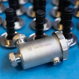 เครื่องกรองน้ำ antiscale พร้อมวาล์วพาสโพลีฟอสเฟตและซิลิเกตบอลสำหรับการป้องกันอุปกรณ์ - Product Image 3