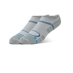 Yüksek kalite özel logo çorap spor erkek pamuk ayak bileği çorap hızlı kuru spor çoraplar Anti koku