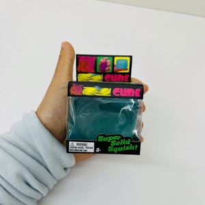 Cube sensoriel anti-stress à remontée lente, en gelée, jouet souple pour bureau, enfants et adultes, soulagement de l'anxiété - Product Image 5