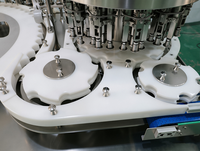 Machine de remplissage automatique haute performance pour liquides, avec suivi des flacons et bouteilles en plastique