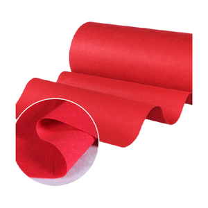 Cuộn vải không dệt <span class=keywords><strong>polyester</strong></span> 100% tùy chỉnh nhà máy, màu đỏ hồng nhiều màu sắc, dùng cho tiệc cưới, triển lãm, thảm dùng một lần, dễ trải - Product Image 3