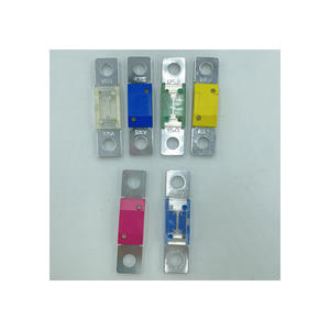 Porte-chemisier en forme de Mini boulon, accessoire de voiture, nouveau produit - Product Image 1