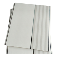 Dalles de plafond en PVC pour faux plafond de bureau, ignifuges et résistantes à l'humidité, avec design de grille pour hôtels et cuisines