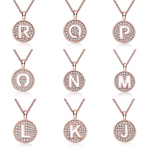 Collar con Letra de Moissanita Chapado en Oro de 18K y Plata de Ley 925 de OZMA Messi Jewelry - Product Image 5