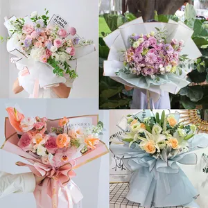 Hot Sale koreanischen Kunststoff wasserdicht drucken Blumenstrauß Geschenk papier für Blumen Verpackung Großhandel