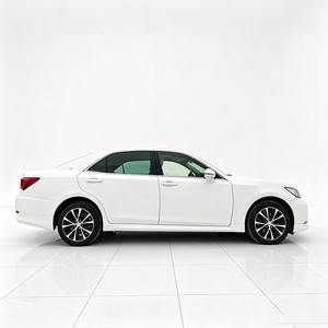 Venta al por Mayor de <span class=keywords><strong>Autos</strong></span> <span class=keywords><strong>Usados</strong></span> Toyota Crown 2.0T de Lujo en Buenas Condiciones para Distribuidores Internacionales - Product Image 3