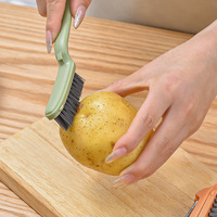Brosse de nettoyage multifonctionnelle 3-en-1 pour les coins difficiles d'accès, en acier inoxydable, éplucheur de pommes de terre manuel