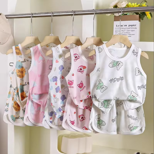 Conjunto de Dos Piezas de Ropa Infantil de Primera Calidad, Pantalones Cortos y Chaleco con Dibujos Animados - Product Image 1