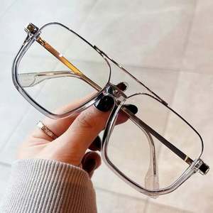 Gafas de Computadora Cuadradas de Aleación Vintage 2022, Negras con Lentes Transparentes, Doble Puente, Anti Luz Azul, para Mujer - Product Image 2