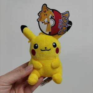 Véritable porte-clés classique en peluche <span class=keywords><strong>Pokemon</strong></span> Cute Pikachu Squirtle Bulbasaur Charmander Backpack Pendant - Product Image 3