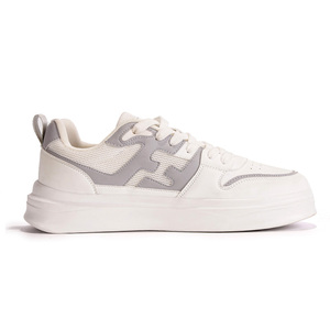 Zapatillas de Lujo para Hombre con Nuevo Diseño, Zapatos Casuales Negros para Verano, Invierno, Primavera y Otoño, Estilo Deportivo Transpirable con Cierre de Cordones - Product Image 5