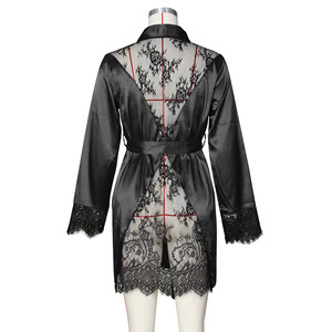 Vente en gros Robe noire en dentelle à manches longues Robe en satin de soie Pyjamas Kimono sexy pour femmes - Product Image 5