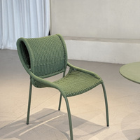 Chaises de jardin en métal avec sièges et dossiers en corde tressée pour terrasse extérieure et café