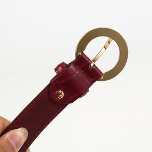 Cintos Casuais Elegantes e Confortáveis de Couro PU com Fivela Redonda de Liga para Mulheres, Acessório de Moda Popular por Atacado - Product Image 5