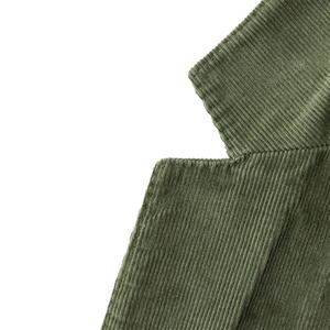 เสื้อแจ็คเก็ตผู้ชายลำลองสำหรับใส่กลางแจ้ง กระเป๋าแบบแปะ ไหล่บุนุ่ม สีเขียว ผ้าคอร์ดูรอย คอตตอน - Product Image 6