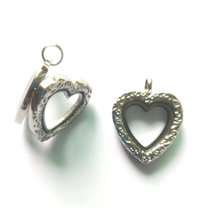 28.5*27.5MM <strong>Heart</strong> Living Carving Floating Locke Magnetic Open <strong>Shaped</strong> Old Style Looking Filigree Pattern Glass <strong>Locket</strong> - Product Image 1