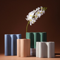 Pot de fleurs poreux OEM pour l'arrangement floral, style simple, décoration intérieure, pot de fleurs rectangulaire en céramique