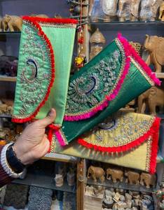 กระเป๋าคลัทช์สไตล์โบโฮวินเทจของผู้หญิงคุณภาพพรีเมี่ยมพร้อมการออกแบบปักลายแฮนด์เมดกระเป๋าของขวัญแฟชั่นสำหรับผู้หญิงส่งออก - Product Image 6