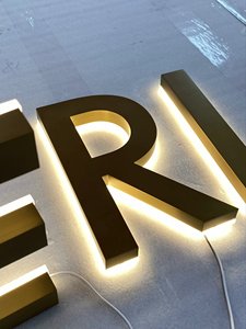 Insegna Luminosa <span class=keywords><strong>3D</strong></span> in Metallo con Certificazione UL & CE, Logo Aziendale Personalizzato, Insegna Commerciale, <span class=keywords><strong>Lettere</strong></span> Luminose per Negozi - Product Image 5