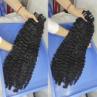 Lot de Cheveux Humains Bouclés Bruts Birmans, Cheveux Indiens d'un Seul Donneur, Alignés dans le Sens de la Cuticule, Vente en Gros pour Tissage