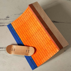 Planche à roulettes en bois pour enfants, obstacle Quarter <span class=keywords><strong>Pipe</strong></span>, portable, antidérapante et durable, 19,7x12,3x7,5cm - Product Image 5